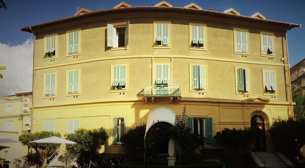 Hotel Villa Sophia San Remo Extérieur photo